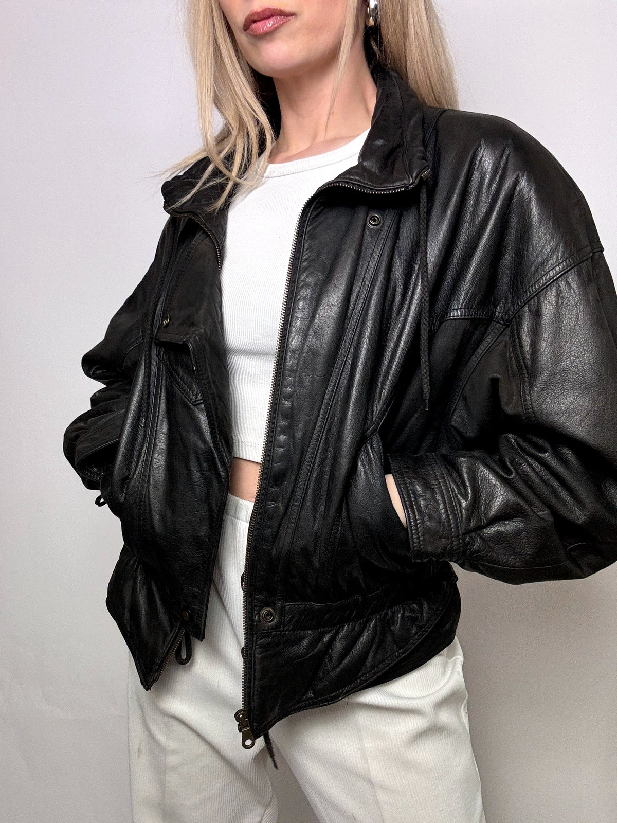 Vintage M schwarze taillierte Lederjacke