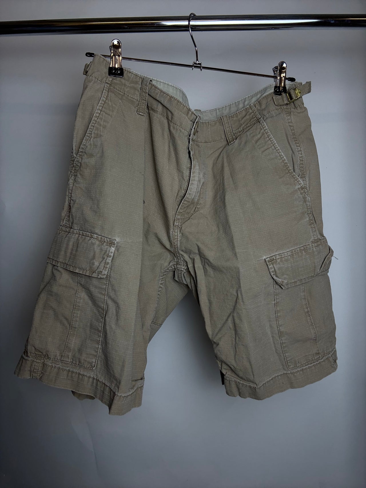 Short cargo carhartt L braderie
