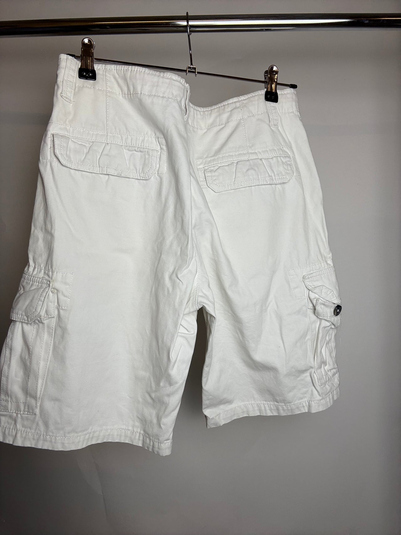 Short cargo blanc L braderie