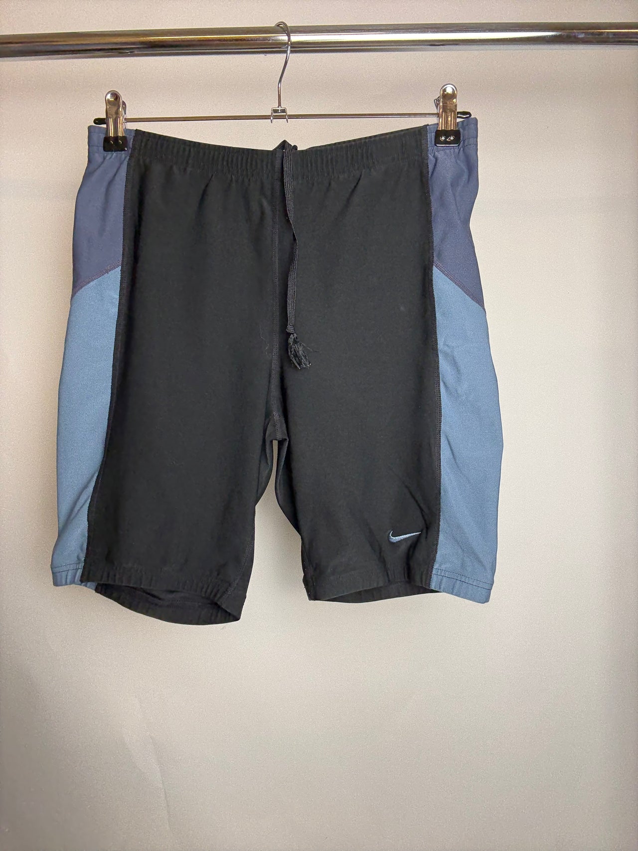 Short cycliste L nike braderie