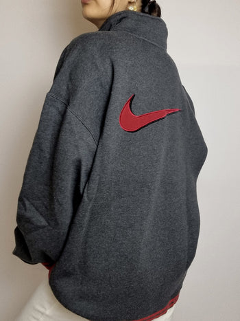 Vintage gray and red Nike XL premium sweater