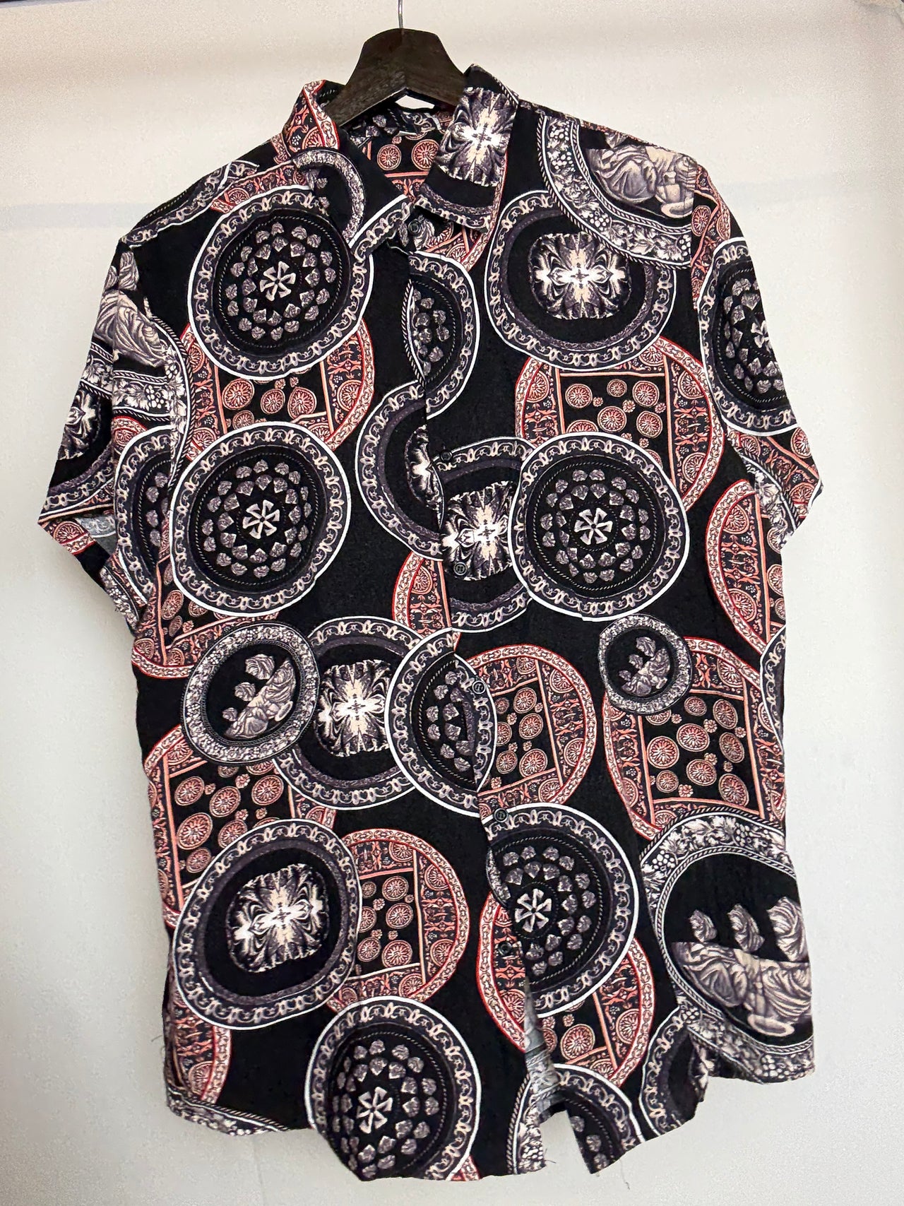 Chemisette en viscose à motif M braderie