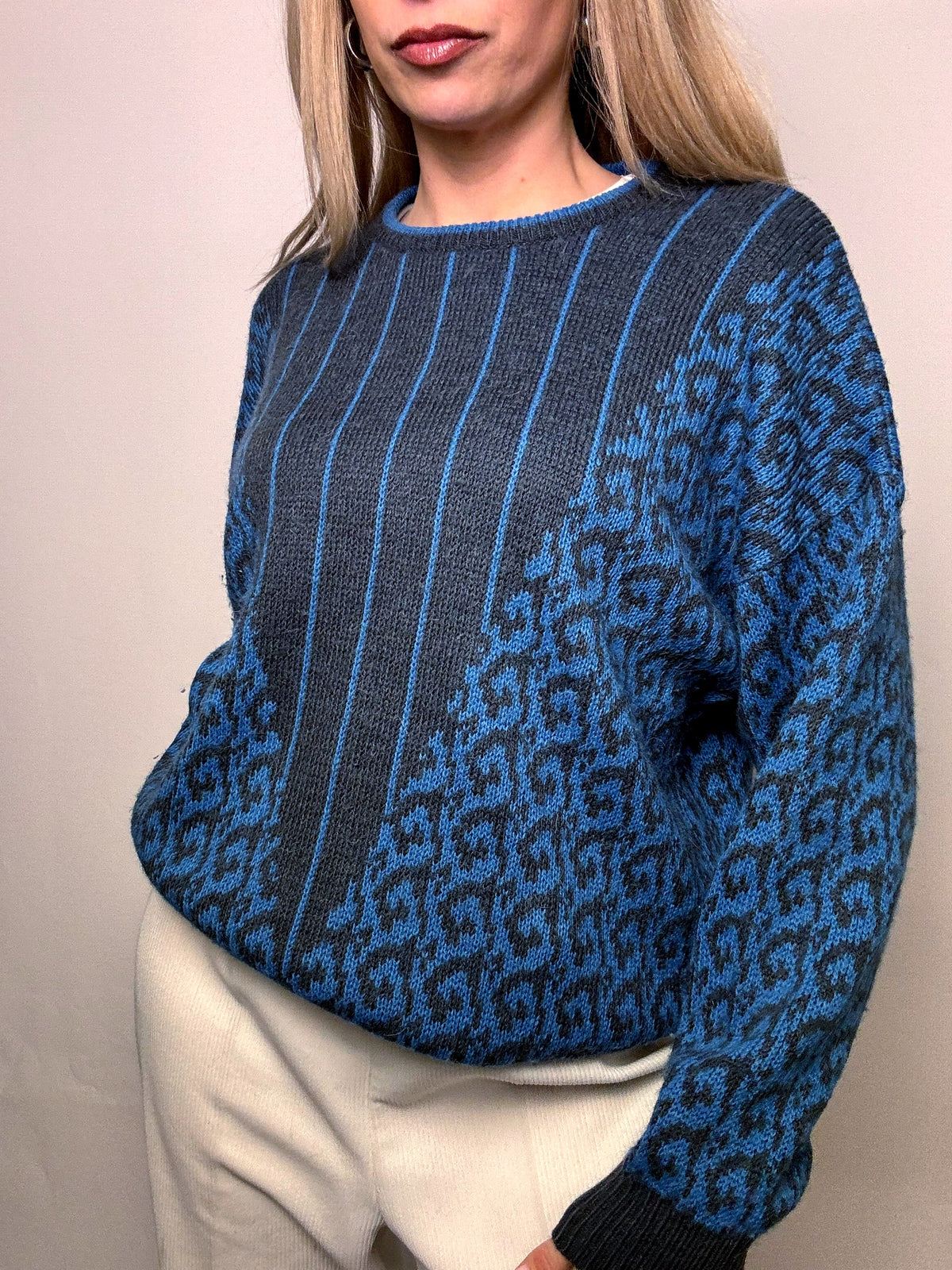 Vintage M/L blue and black flame two-tone sweater