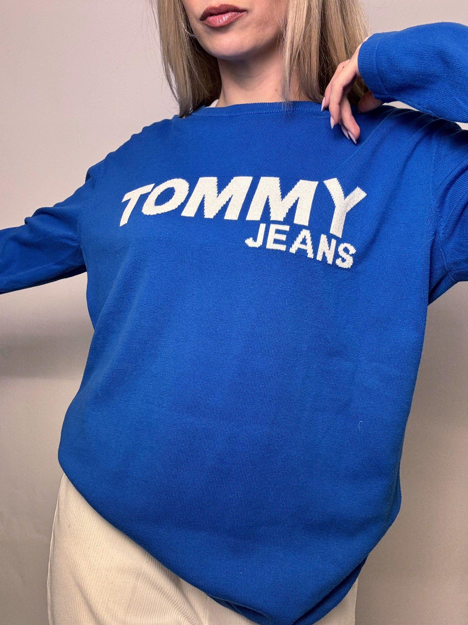 Vintage TOMMY HILFIGER L blue crew neck sweater