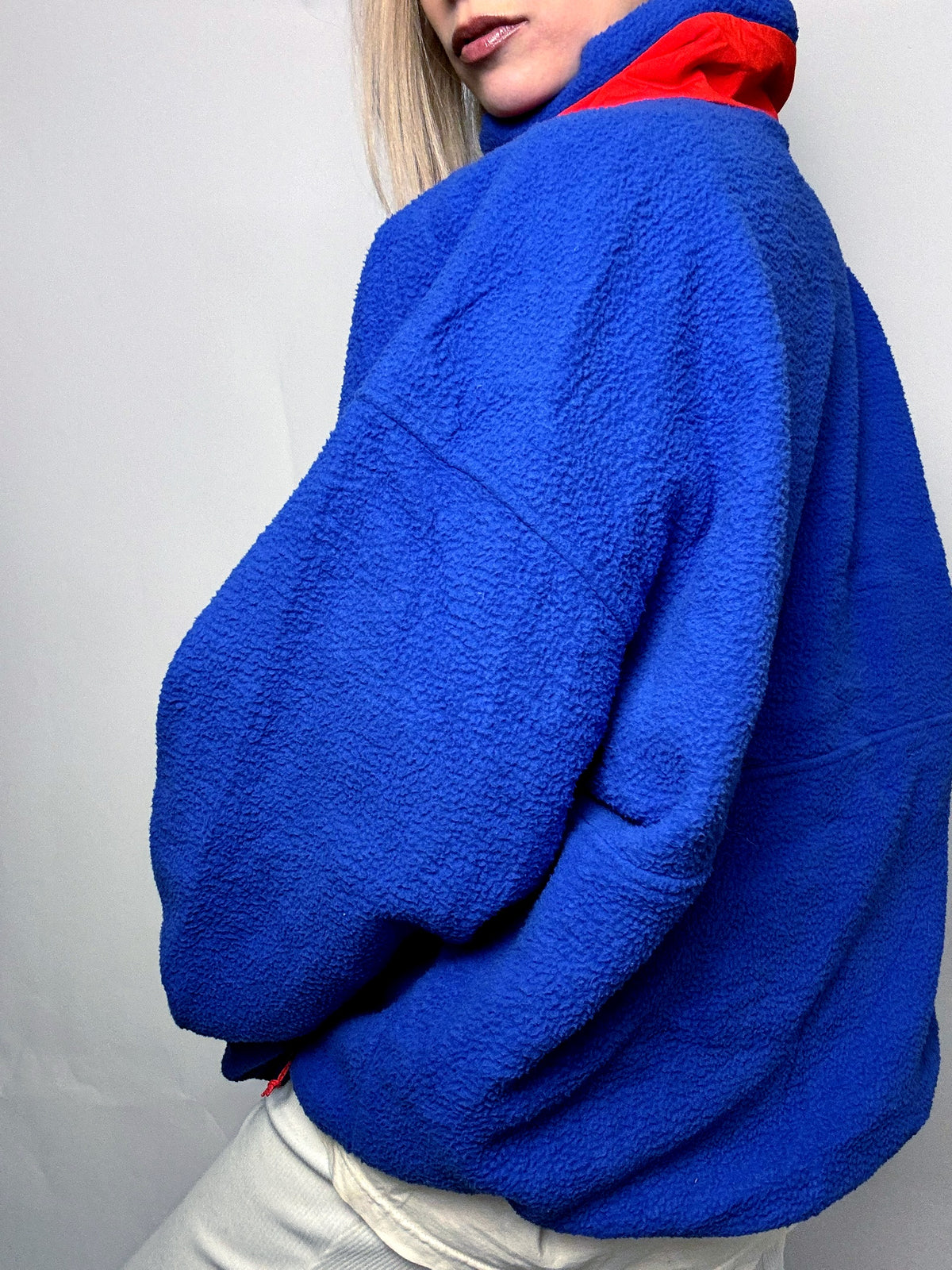 Vintage XL electric blue and red thick fleece