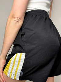 Black ADIDAS sports shorts L/XL vintage