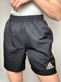 Black ADIDAS sports shorts L/XL vintage