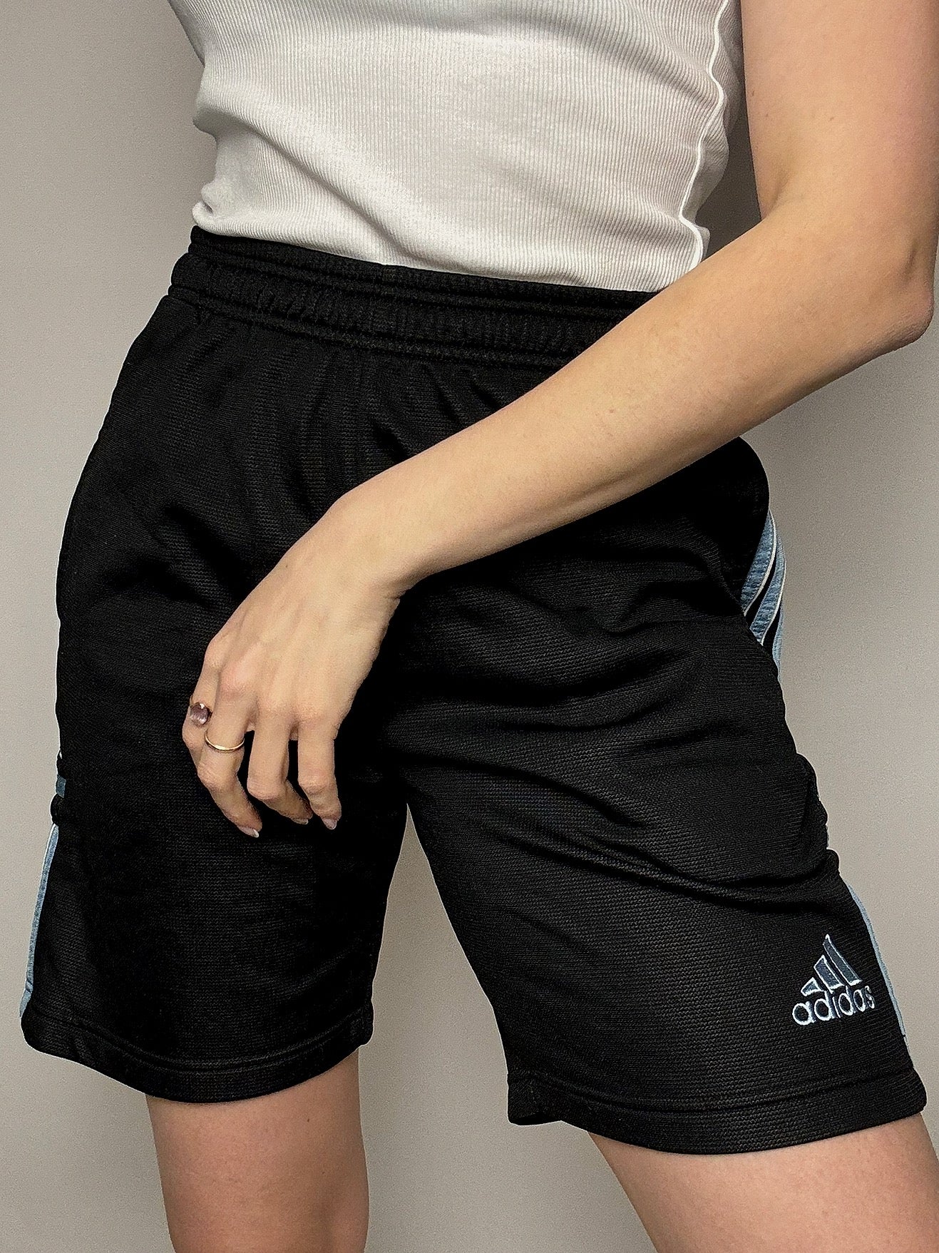 Vintage schwarze Adidas-Sportshorts, Größe L/XL