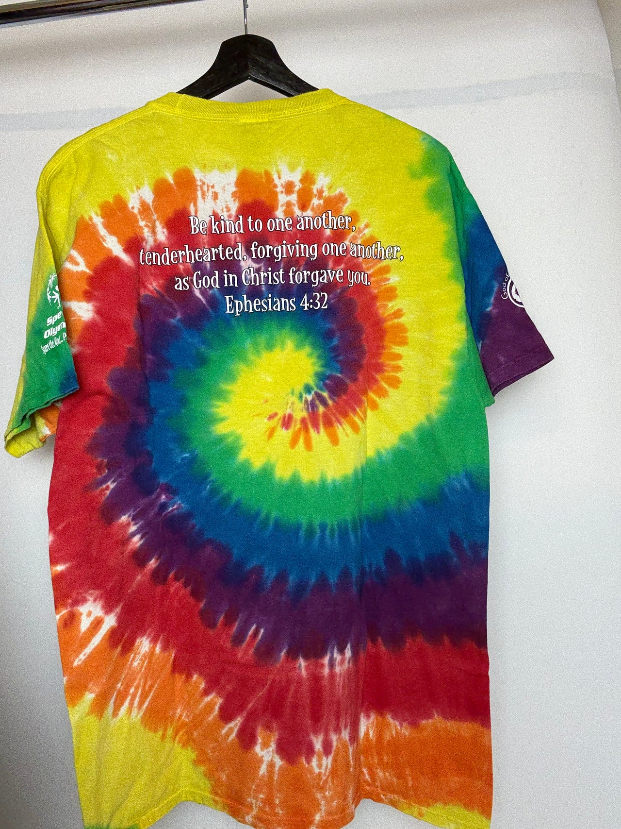 Tee shirt tie and dye L braderie