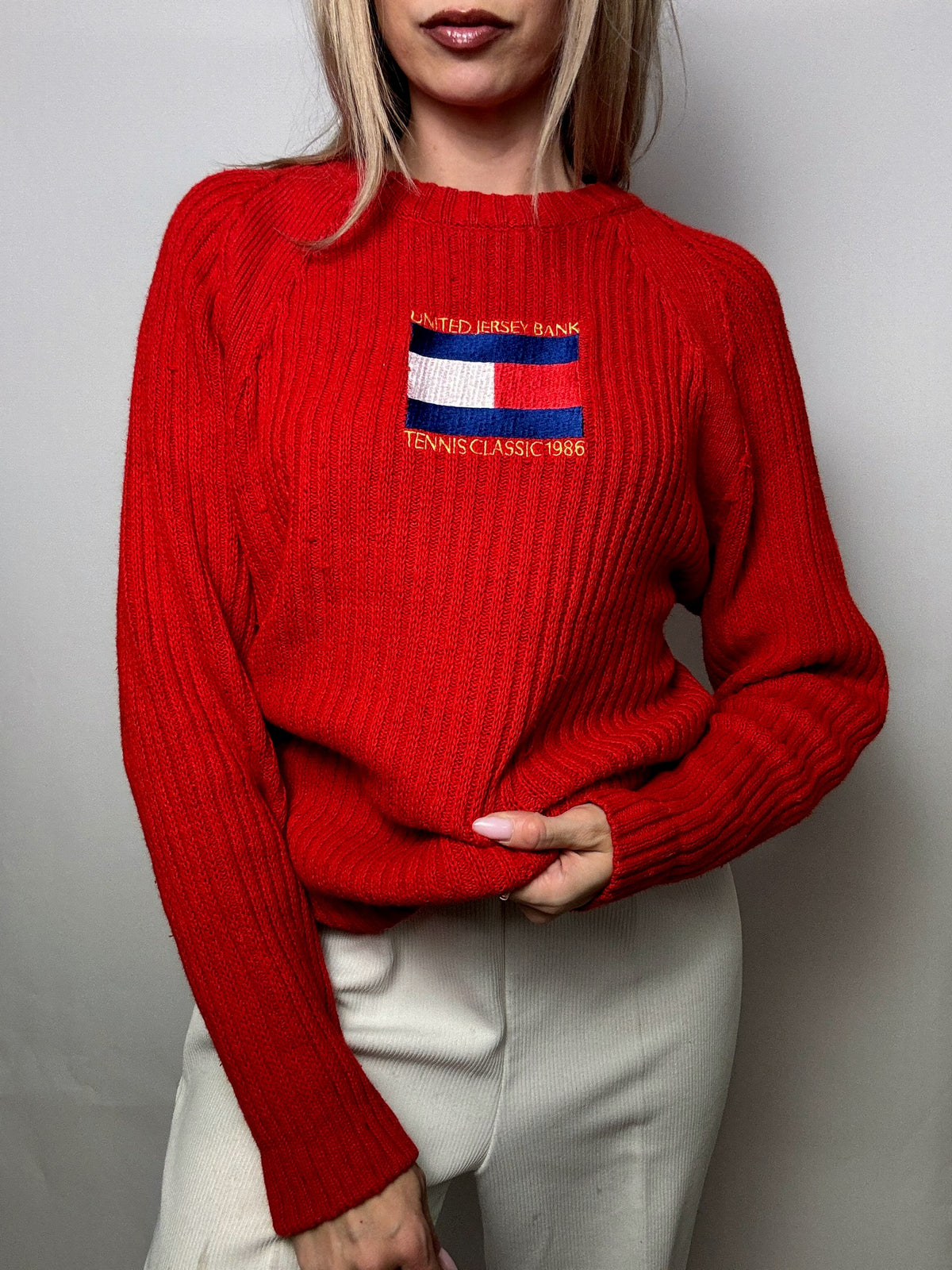 Red round neck sweater TOMMY HILFIGER S vintage