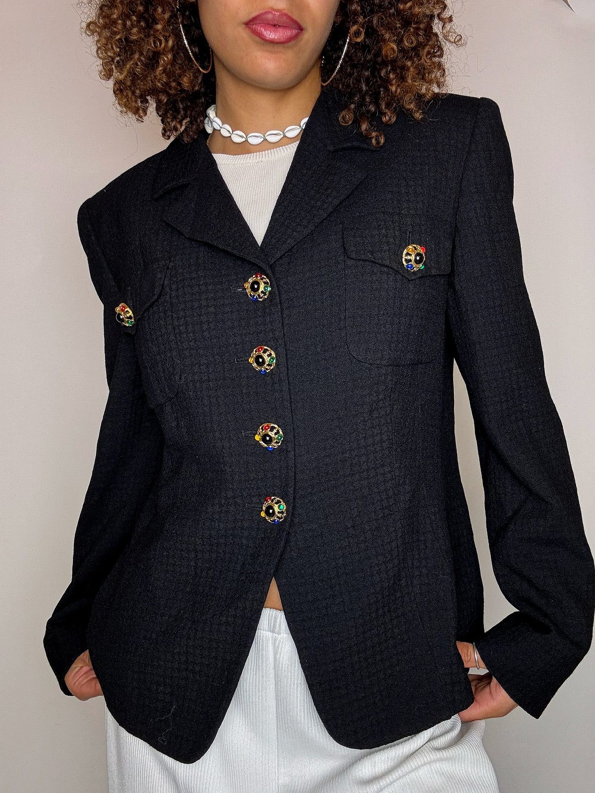 Black blazer with jeweled button M vintage