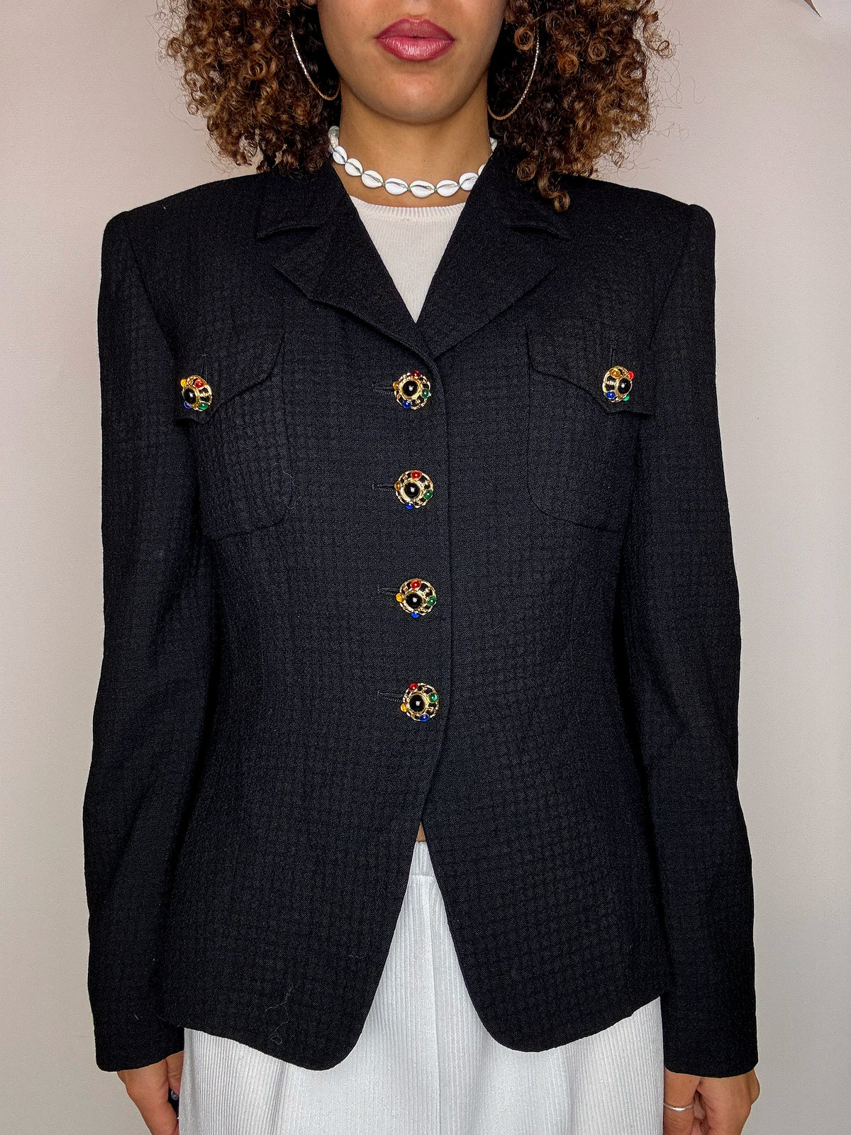 Black blazer with jeweled button M vintage
