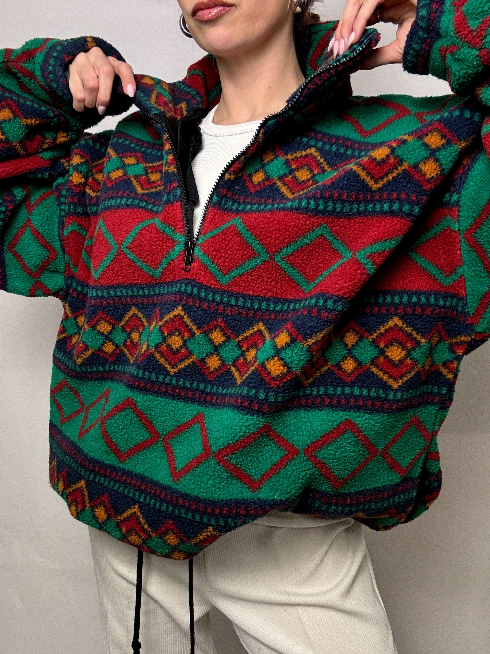 Vintage XL Green and Red Graphic Thick Fleece