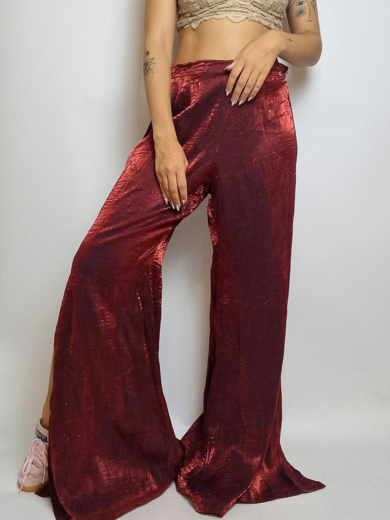 Vintage burgundy satin pants M