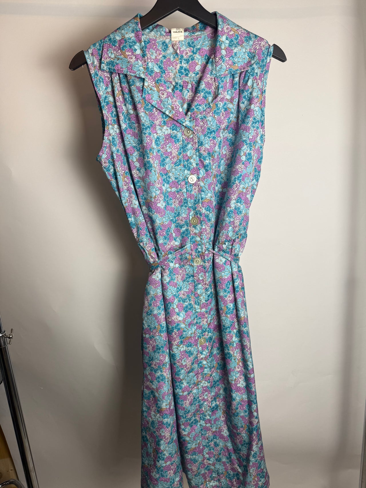 Robe a fleurs ceinturée M braderie