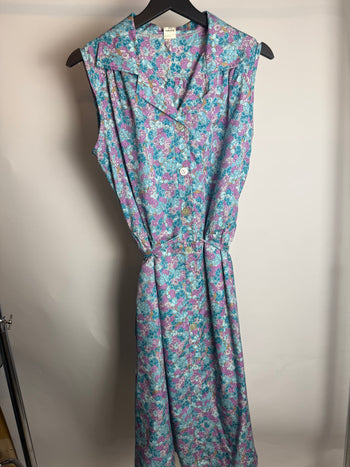 Robe a fleurs ceinturée M braderie