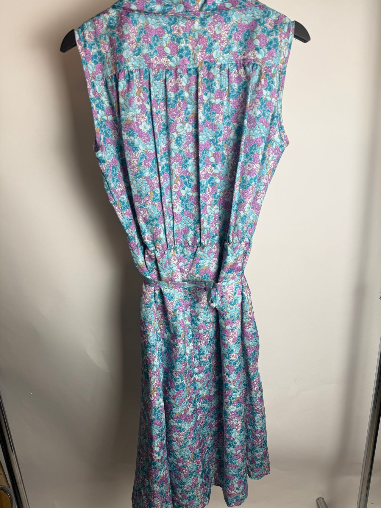 Robe a fleurs ceinturée M braderie