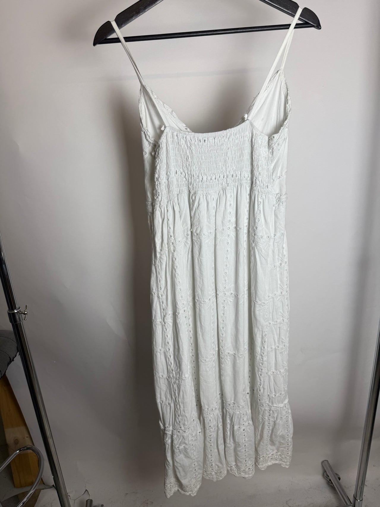 Robe broderie anglaise blanche M braderie