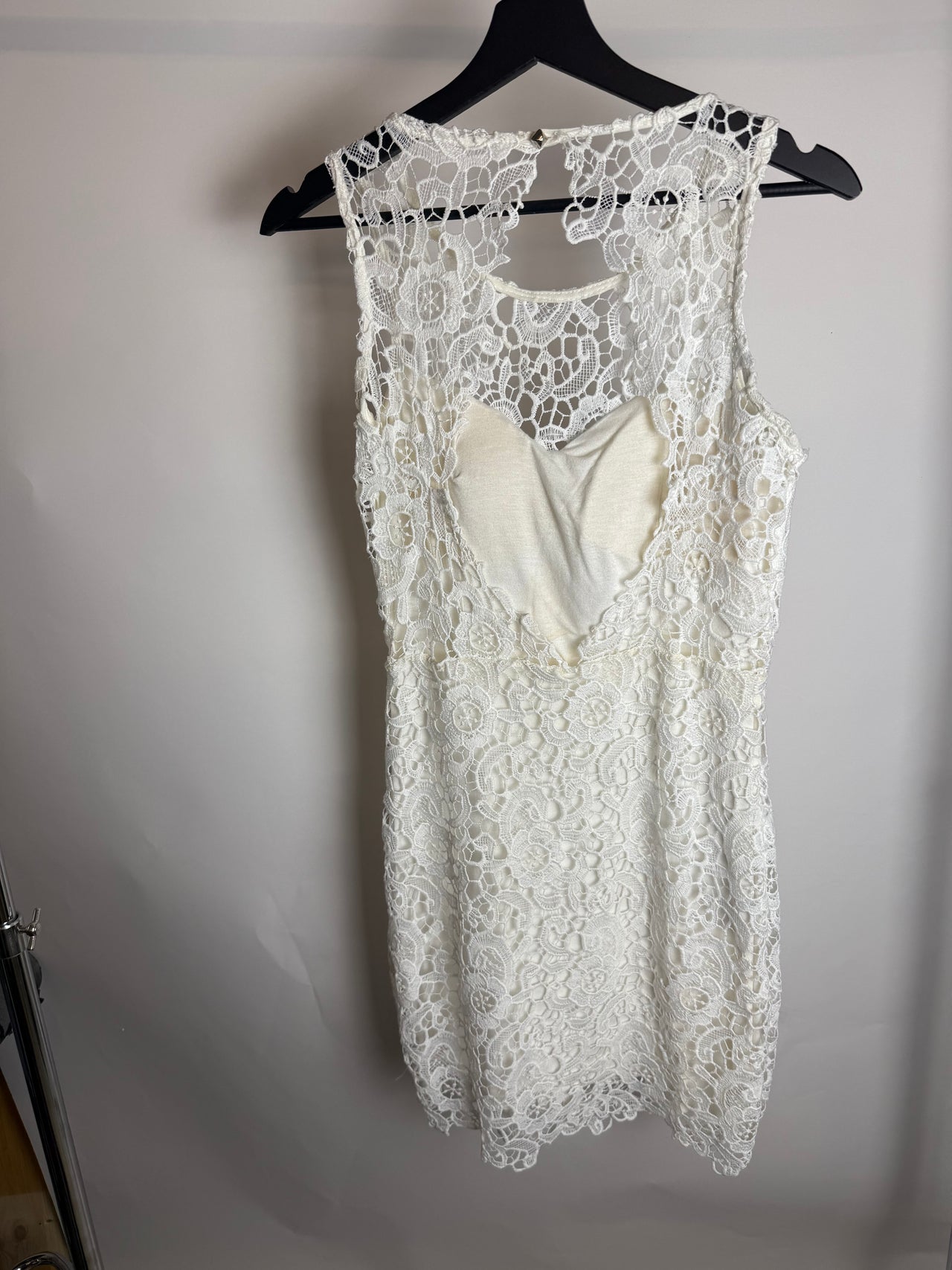 Robe dos nu à dentelle blanche XS/S braderie