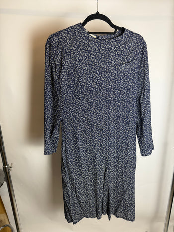 Robe courte à fleurs marine S/M braderie