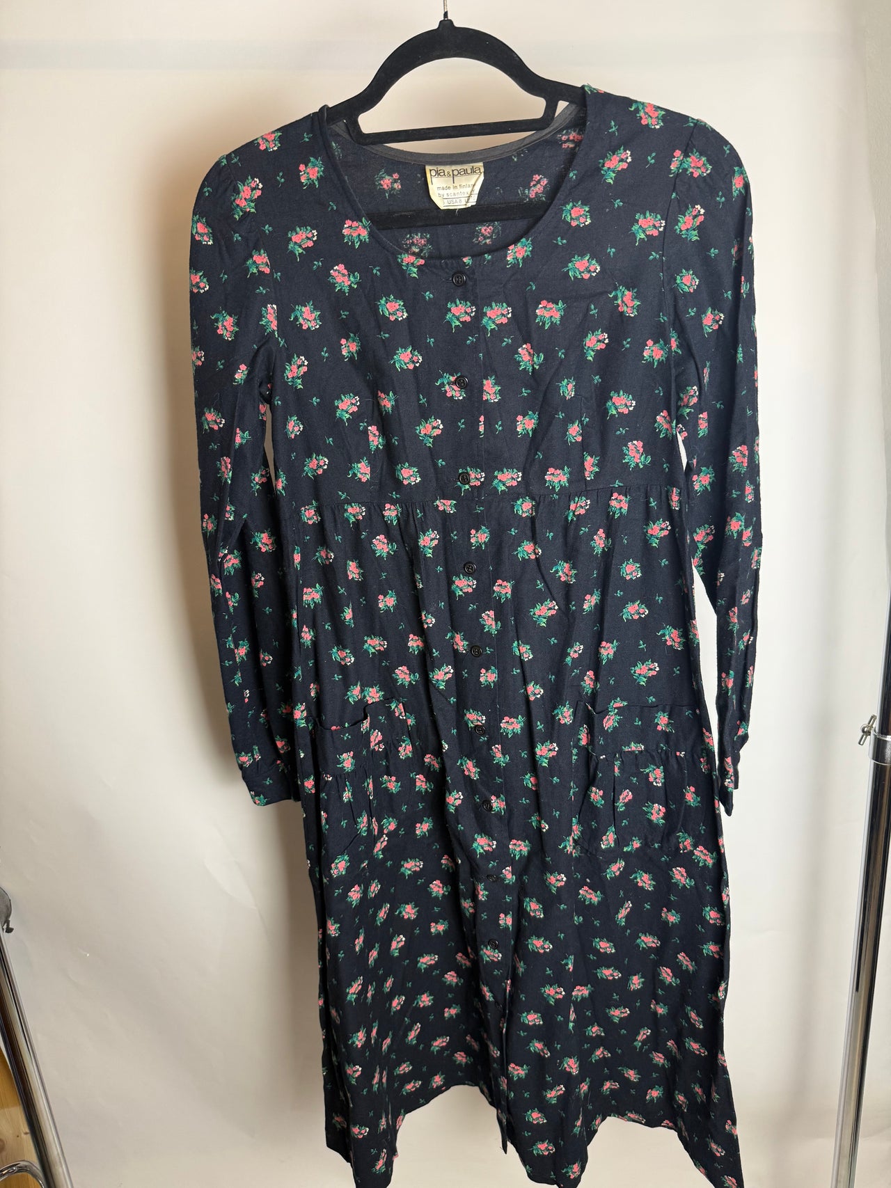 Robe en coton noir à fleurs XS braderie