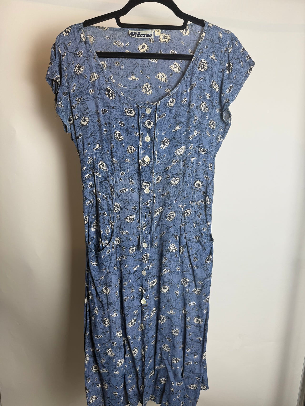 Robe bleue fluide cintrée M braderie