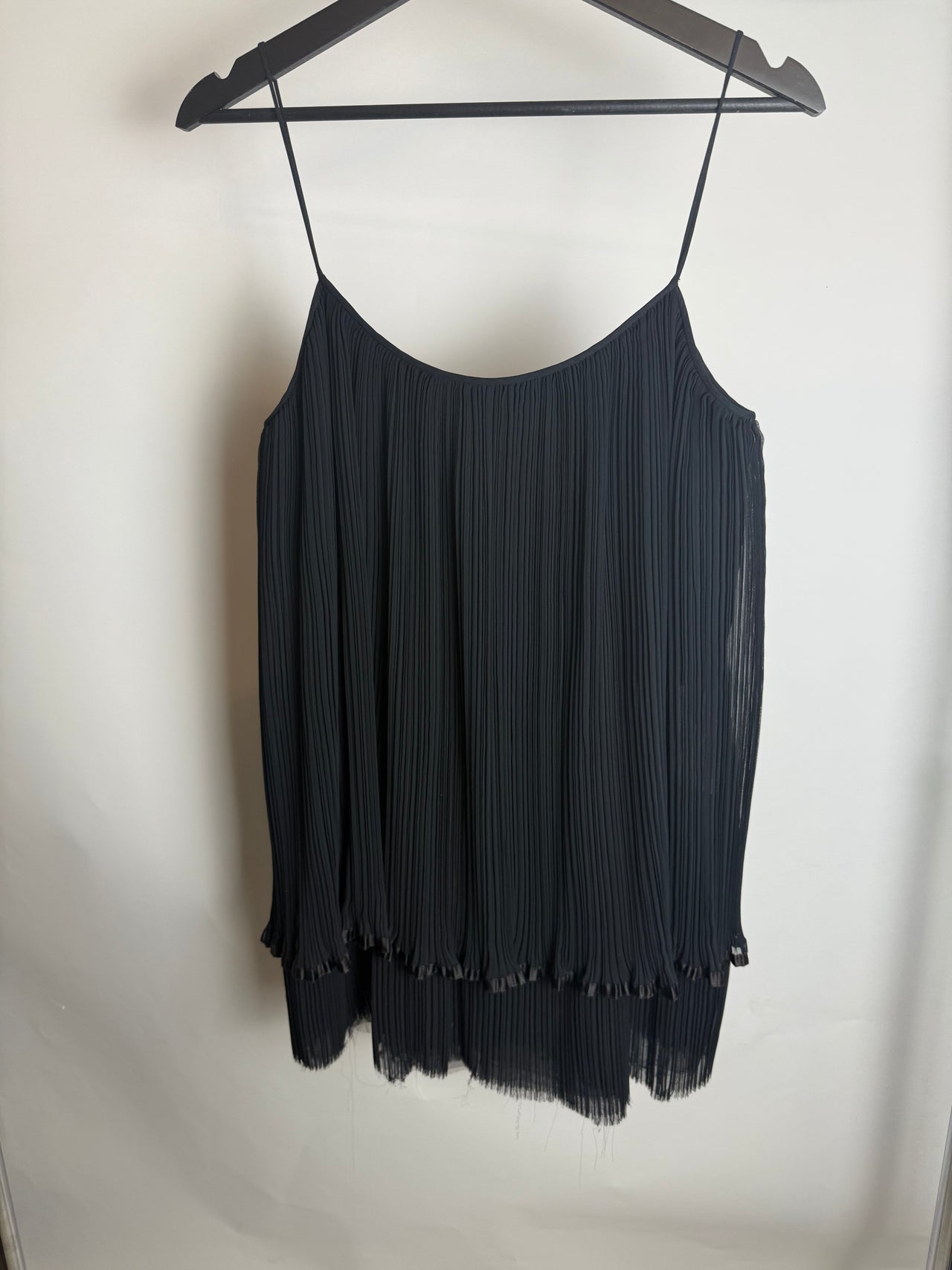 Robe noire à bretelles M/L braderie