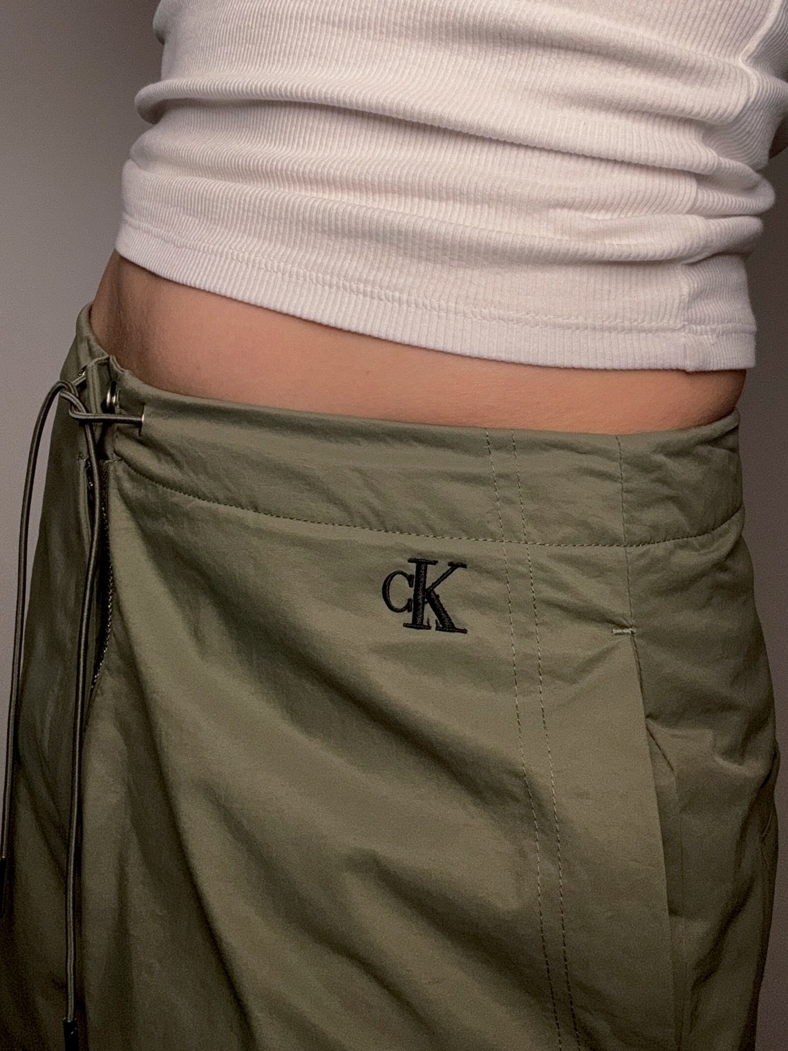 Pantalon parachute Calvin Klein M vintage