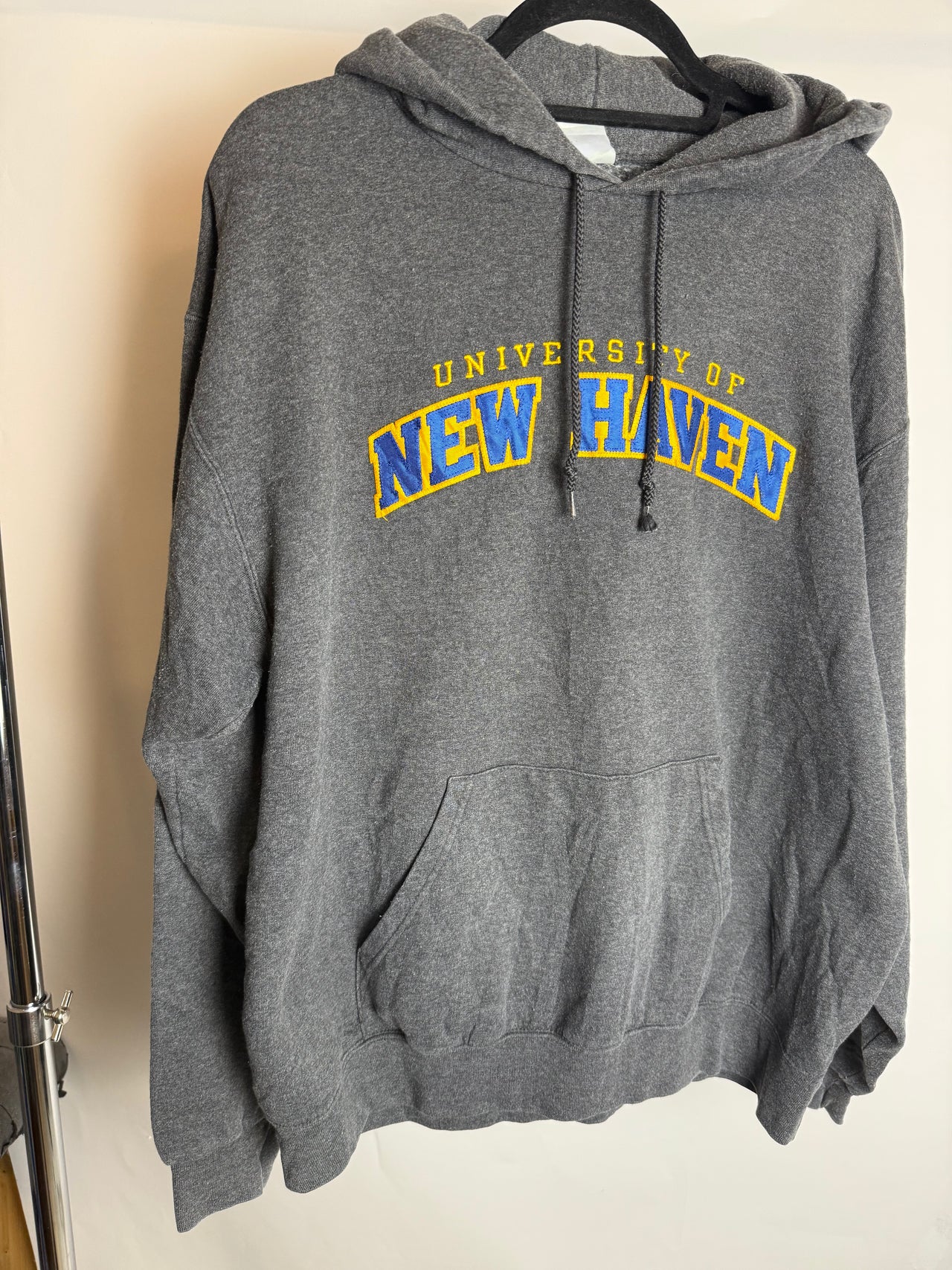 Sweat à capuche gris XL braderie