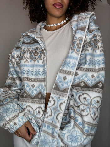 Polaire graphique blanche bleu et grise L vintage