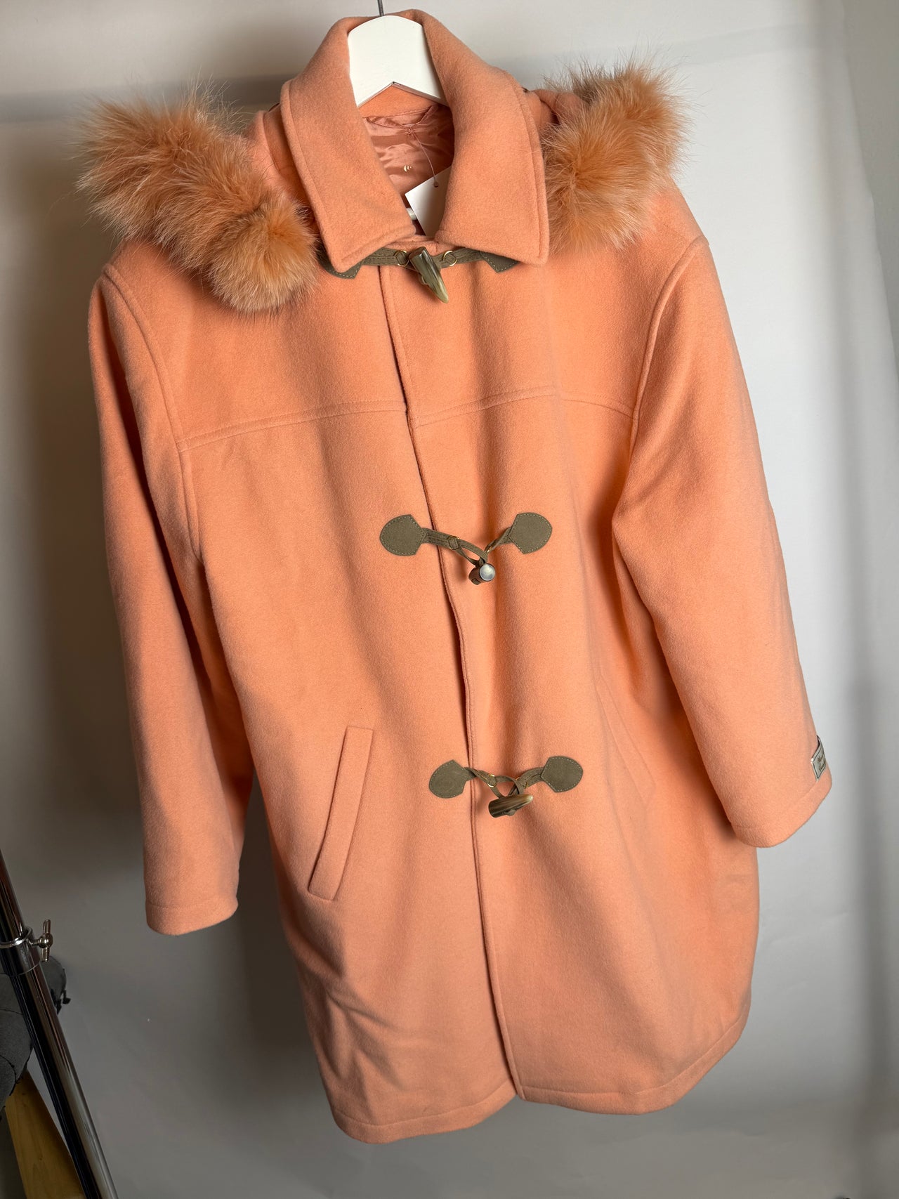 Manteau avec capuche orange M braderie