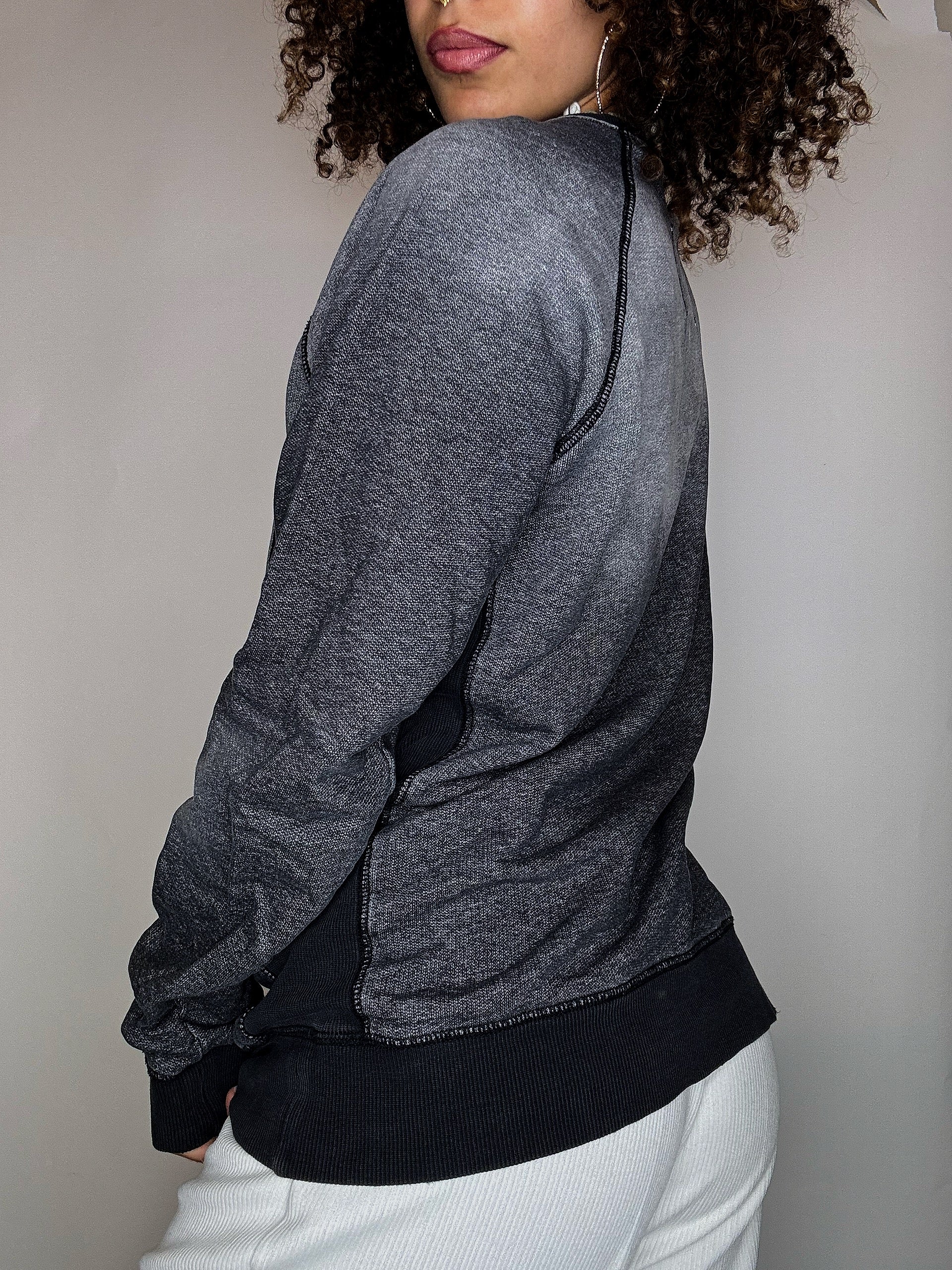 Graues Sweatshirt mit Rundhalsausschnitt, DIESEL M Vintage