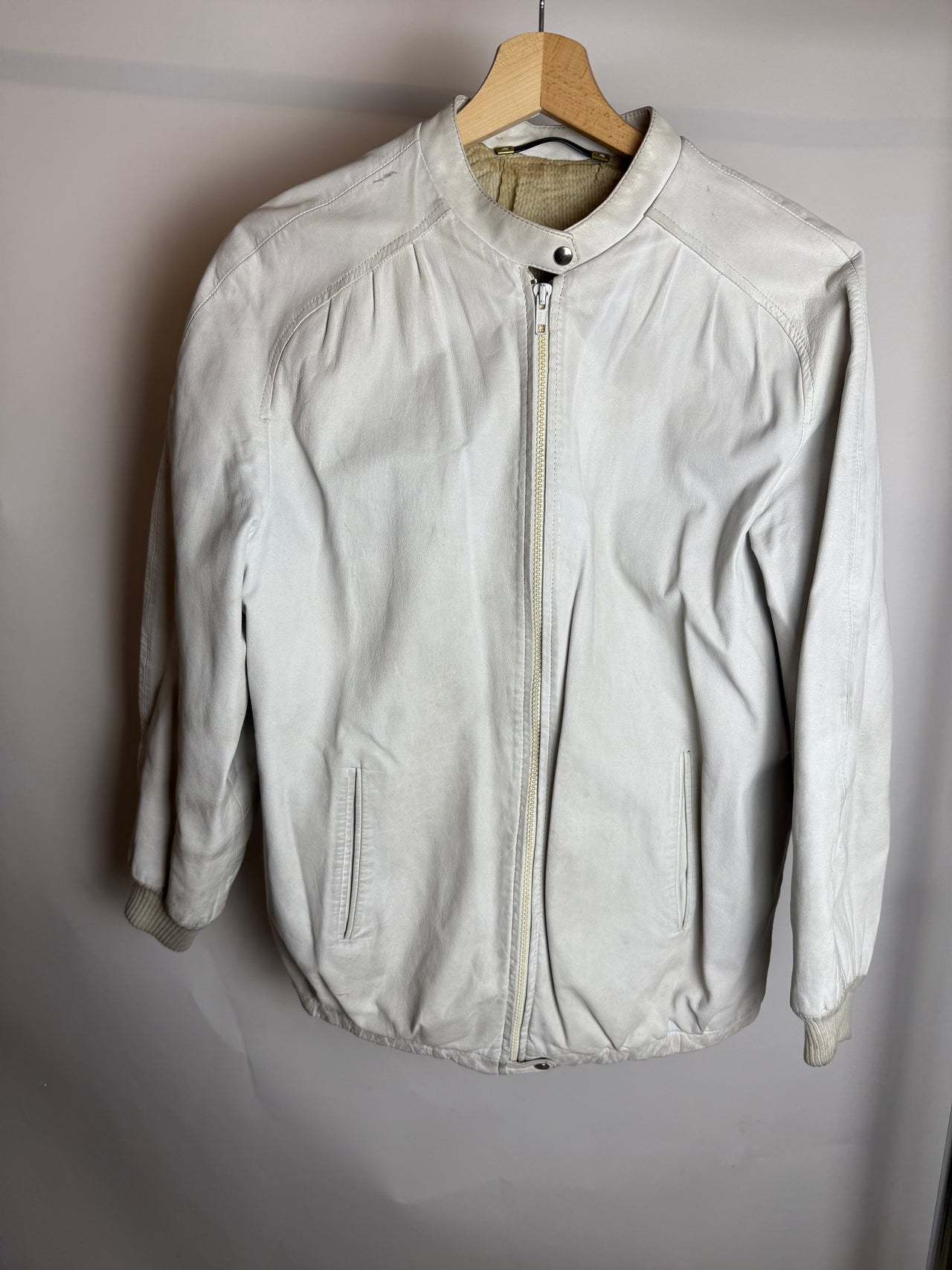 Veste en cuir blanche M braderie