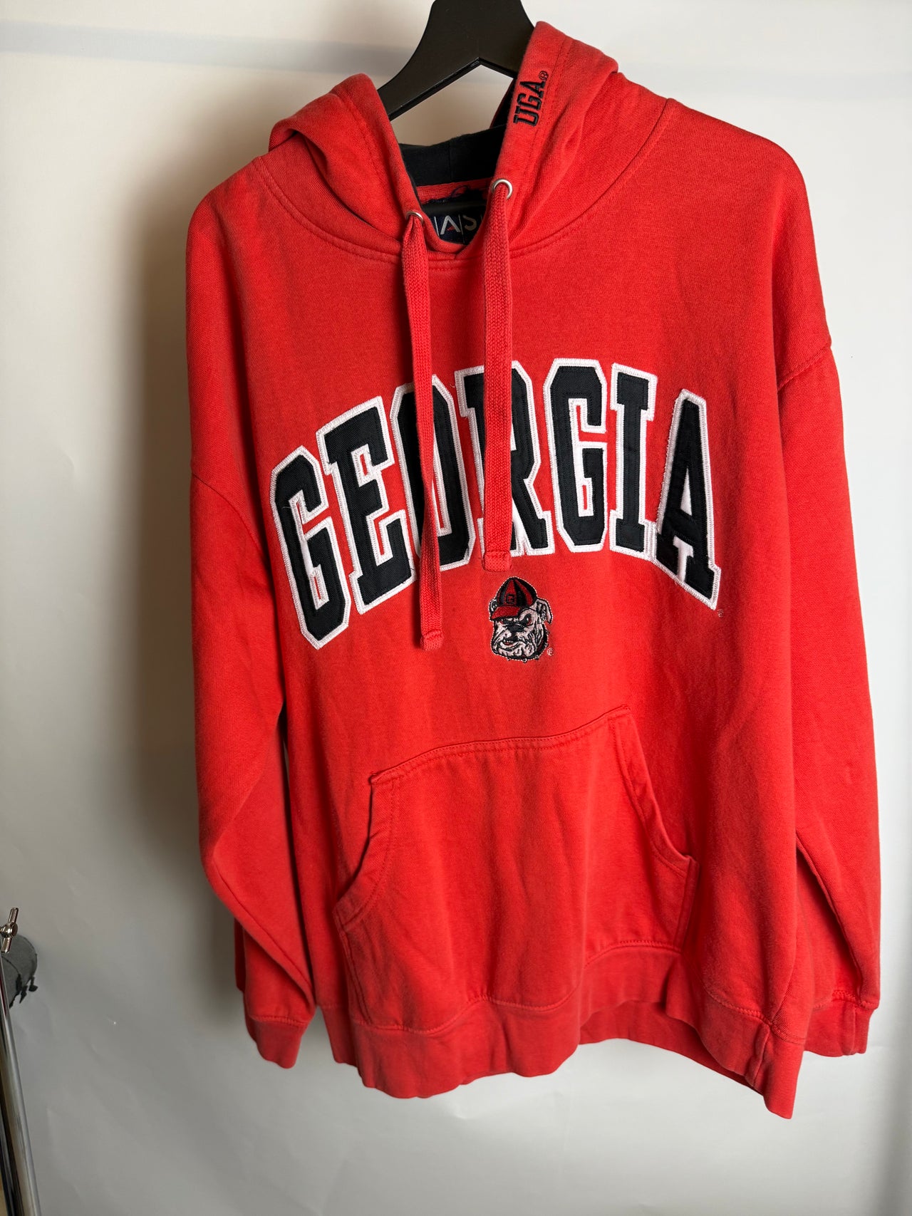 Sweat à capuche rouge XXL braderie