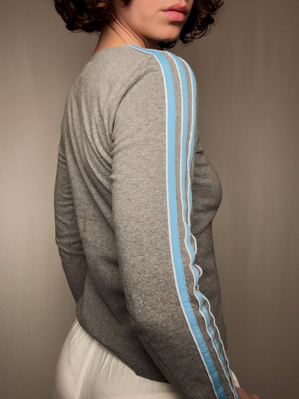 Tshirt à manches longues gris adidas S vintage