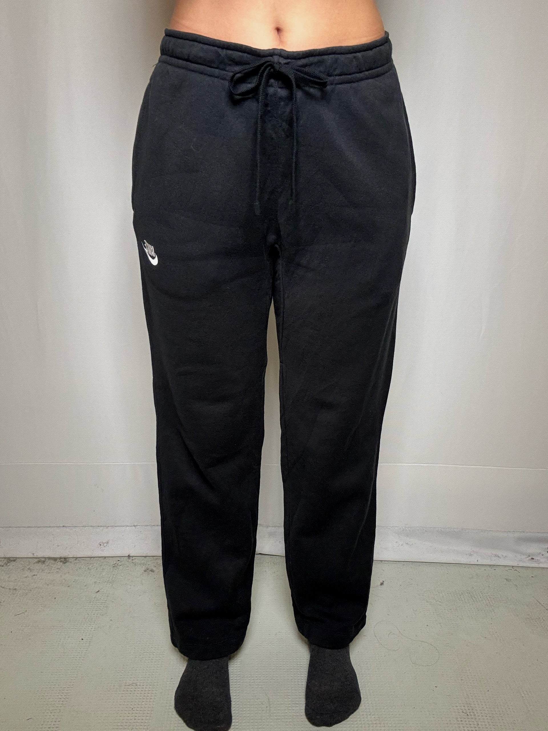 Black Nike jogging bottoms L vintage