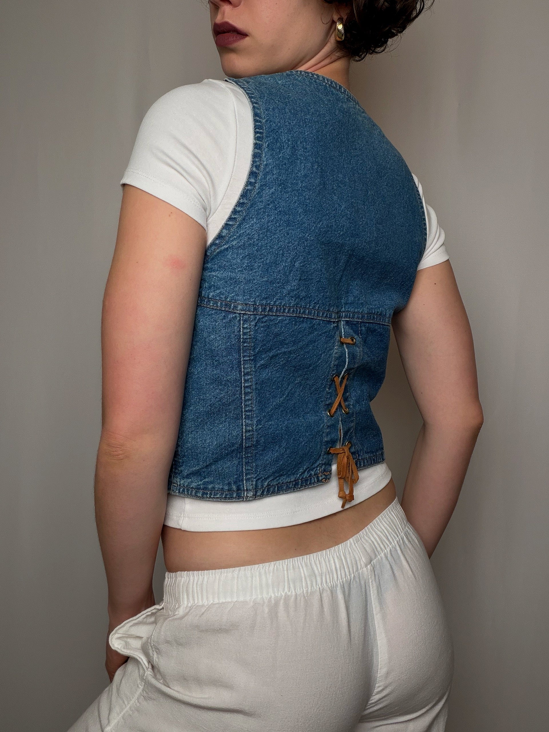 Gilet en denim avec détails au dos M vintage
