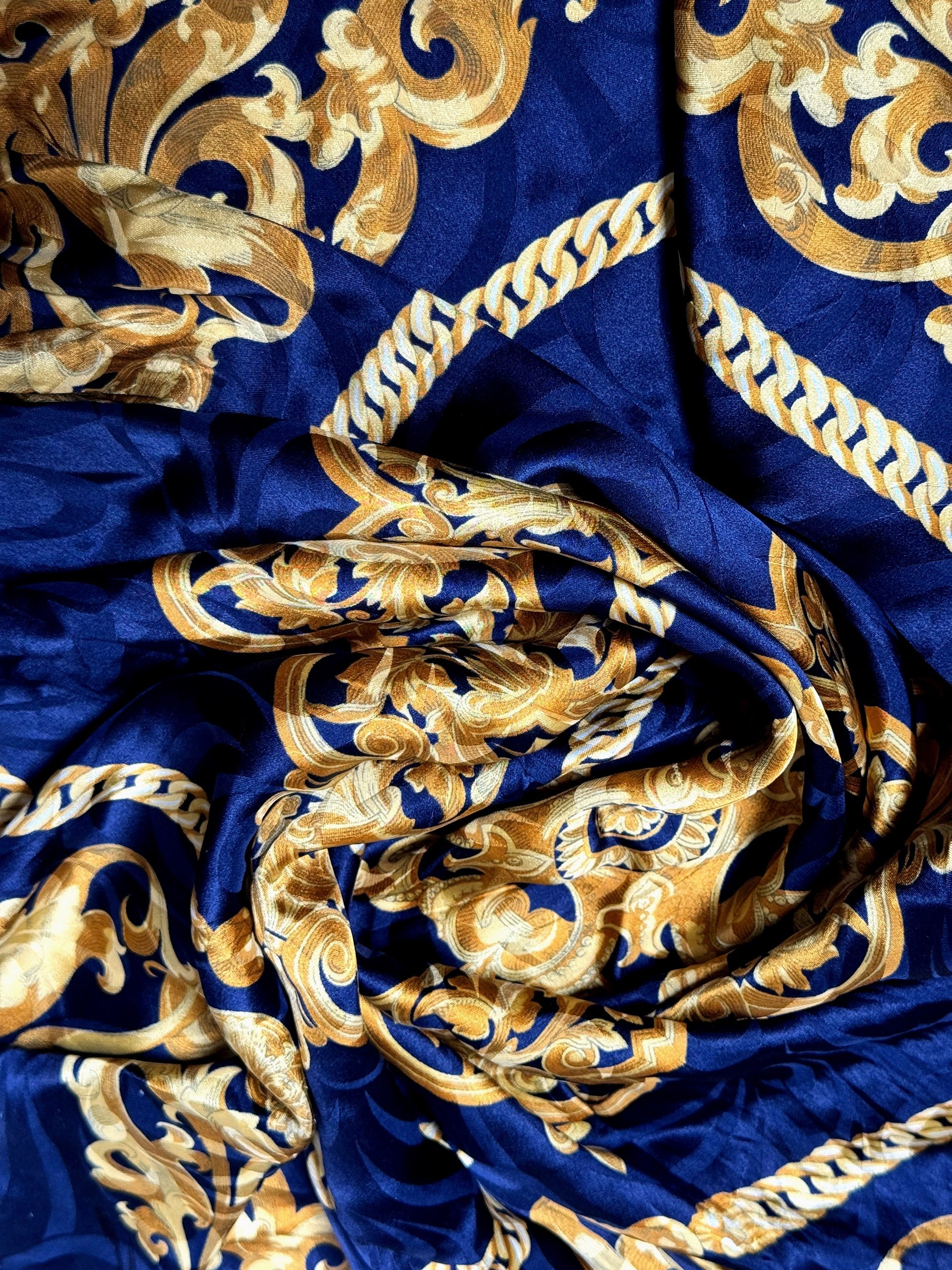 Foulard en soie vintage