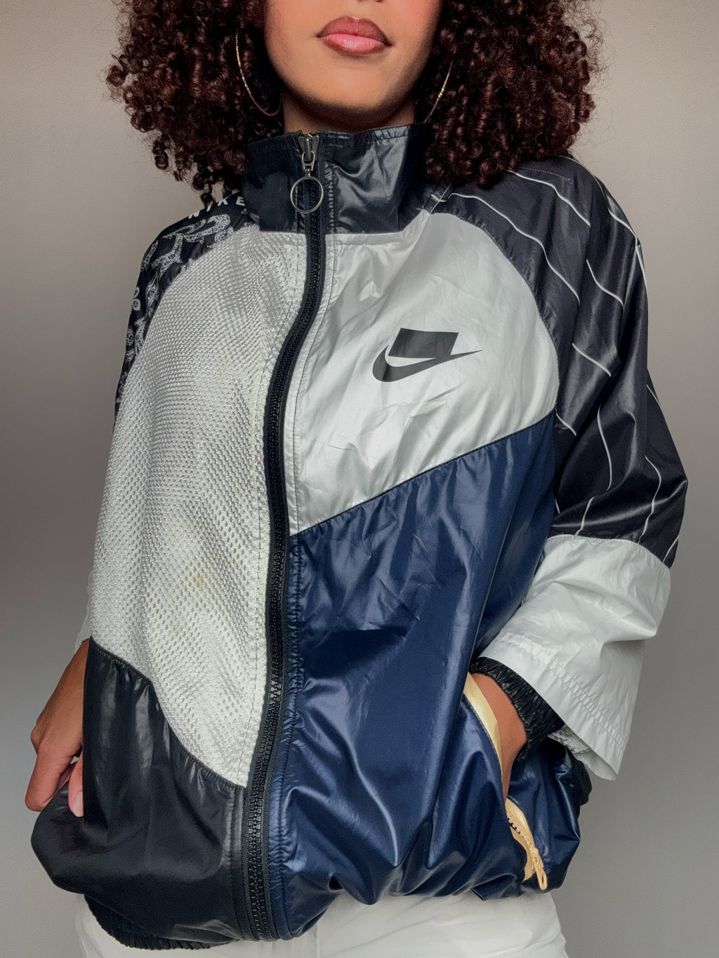 Nike vintage black and white windbreaker XL