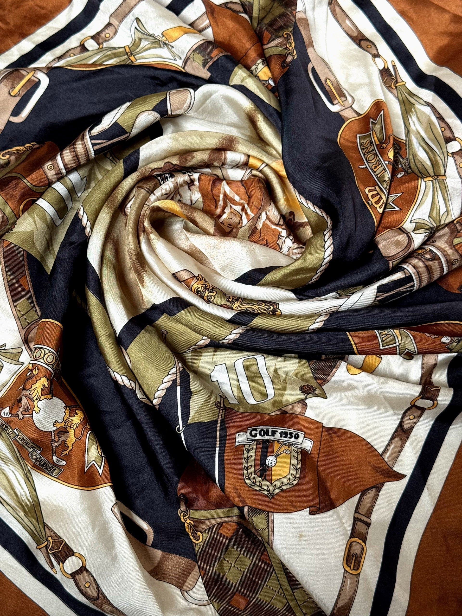 Foulard en soie vintage