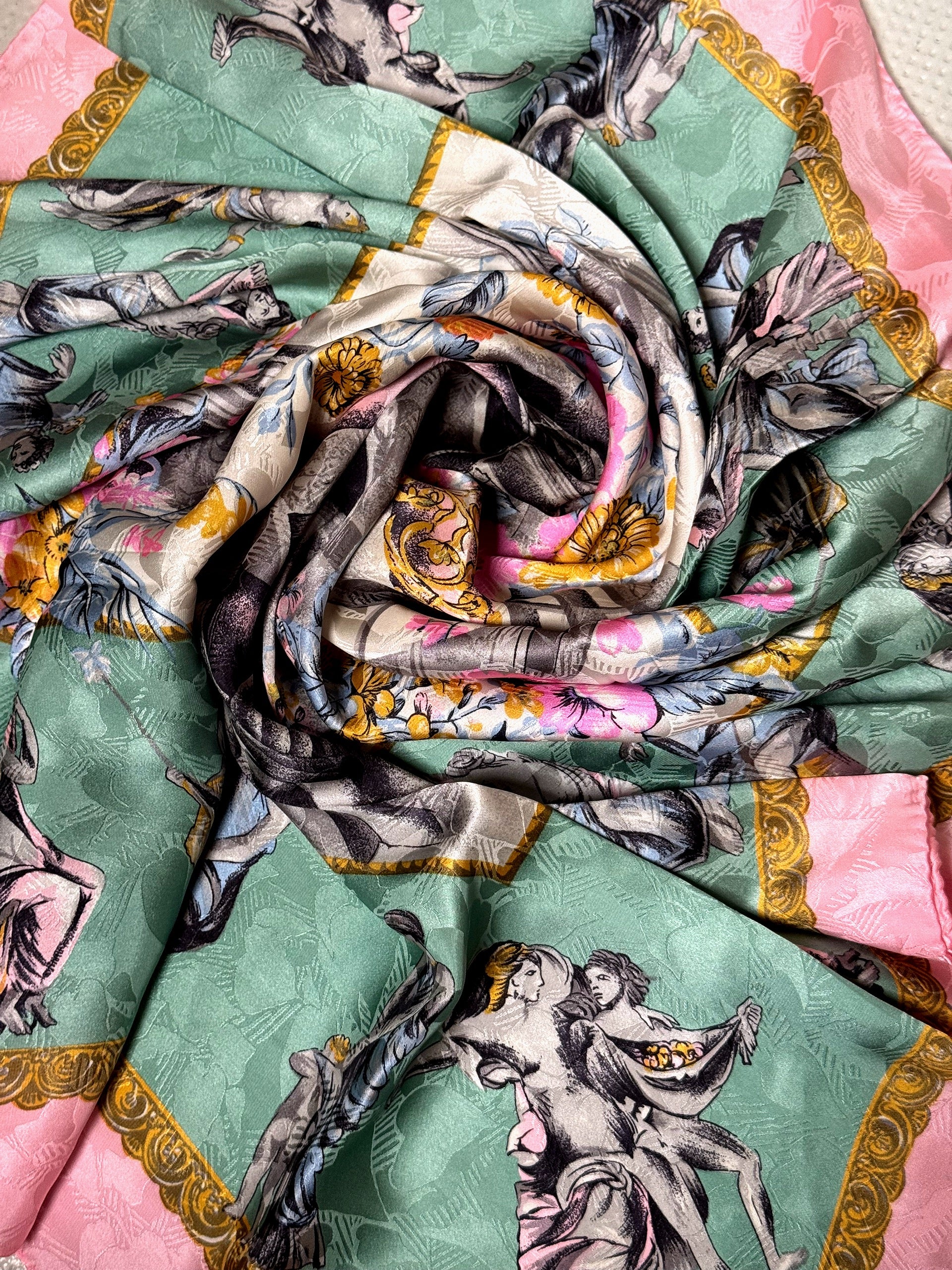 Foulard en soie vintage