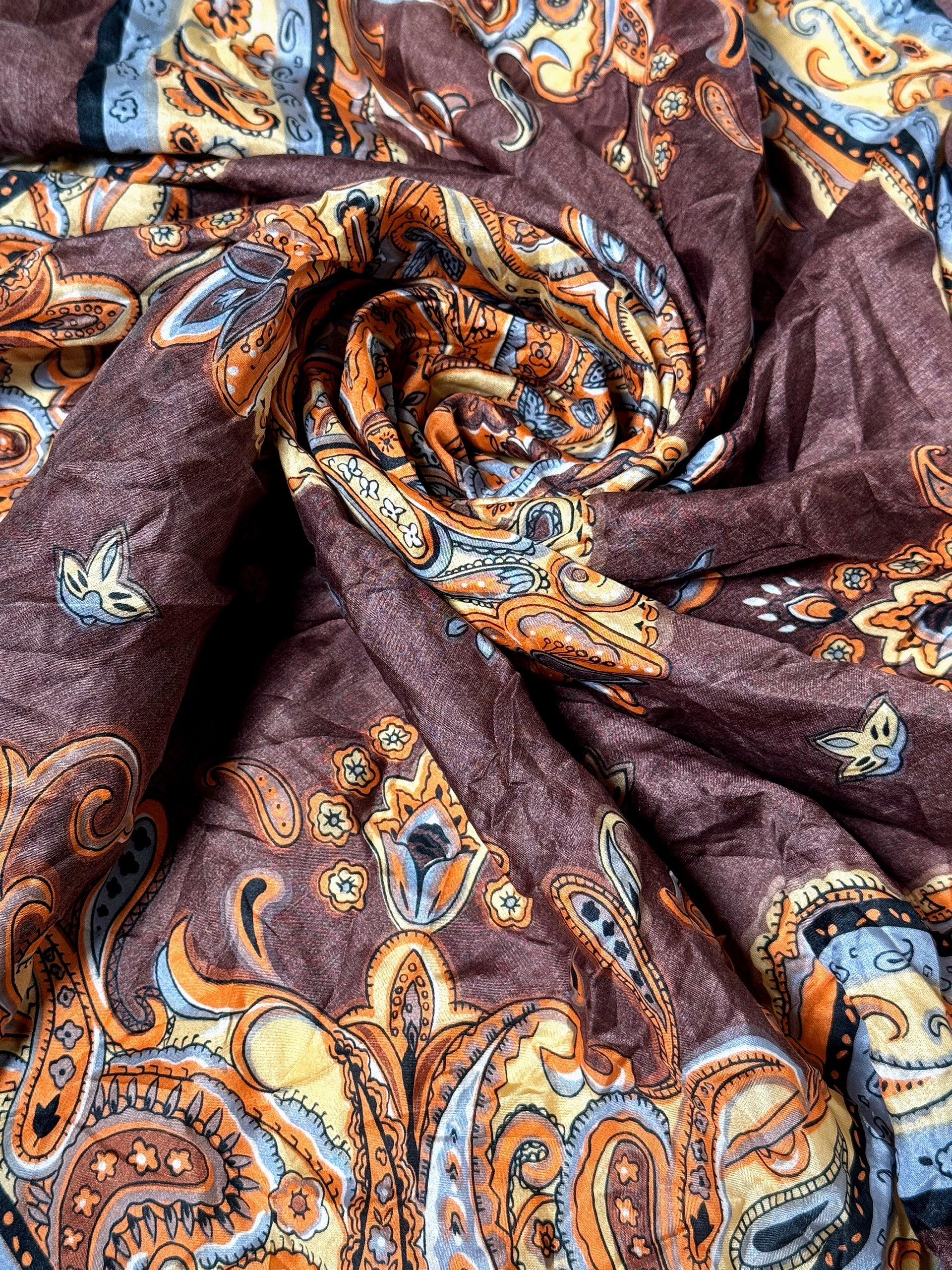 Foulard en soie vintage