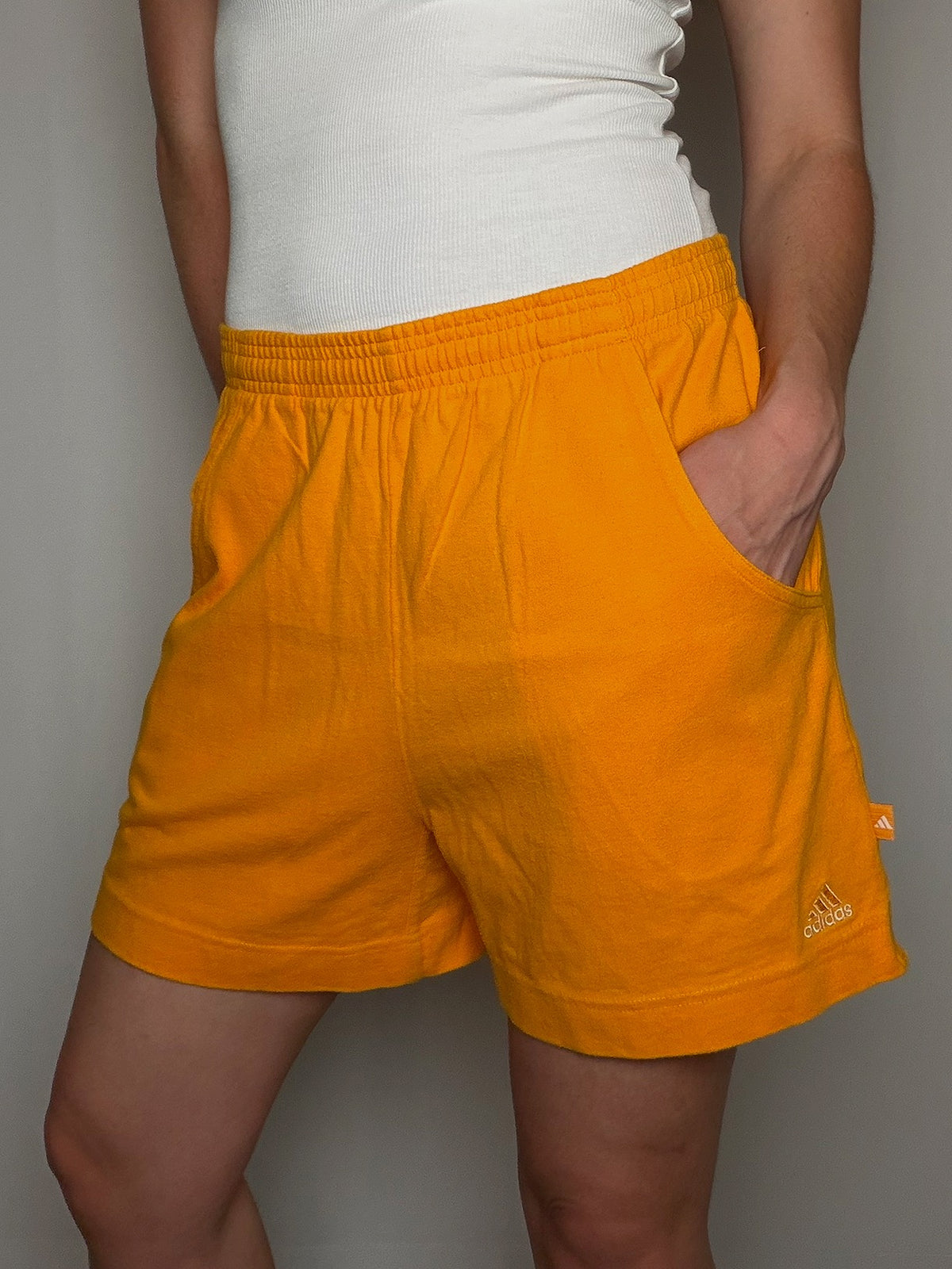 Short de sport orange Adidas L vintage