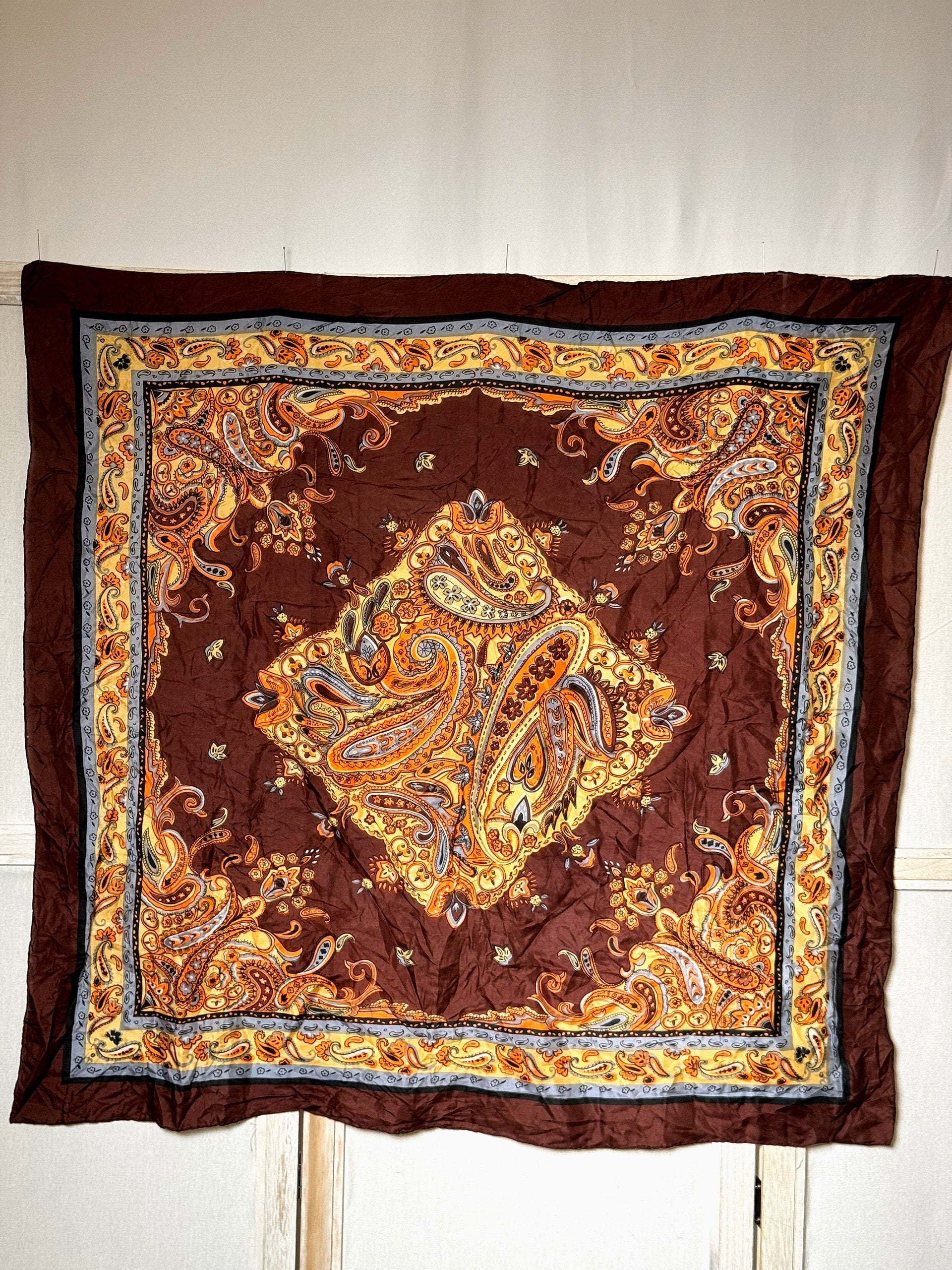 Foulard en soie vintage