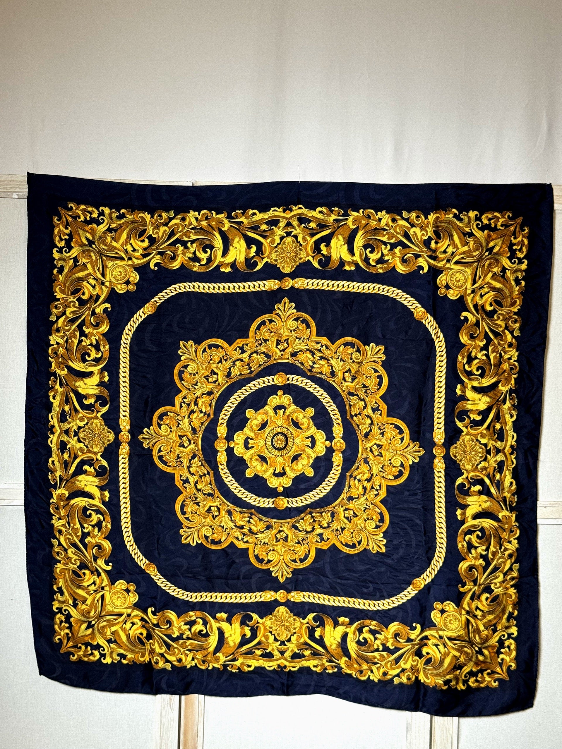 Foulard en soie vintage