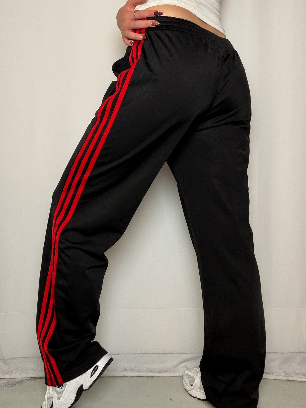 Jogging noir et rouge Adidas XL vintage