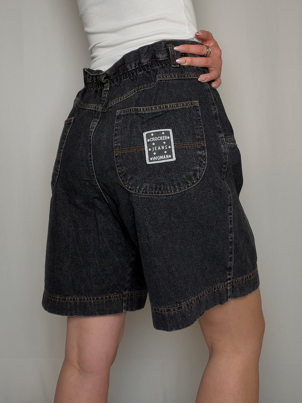 Short en denim noir avec élastique M vintage