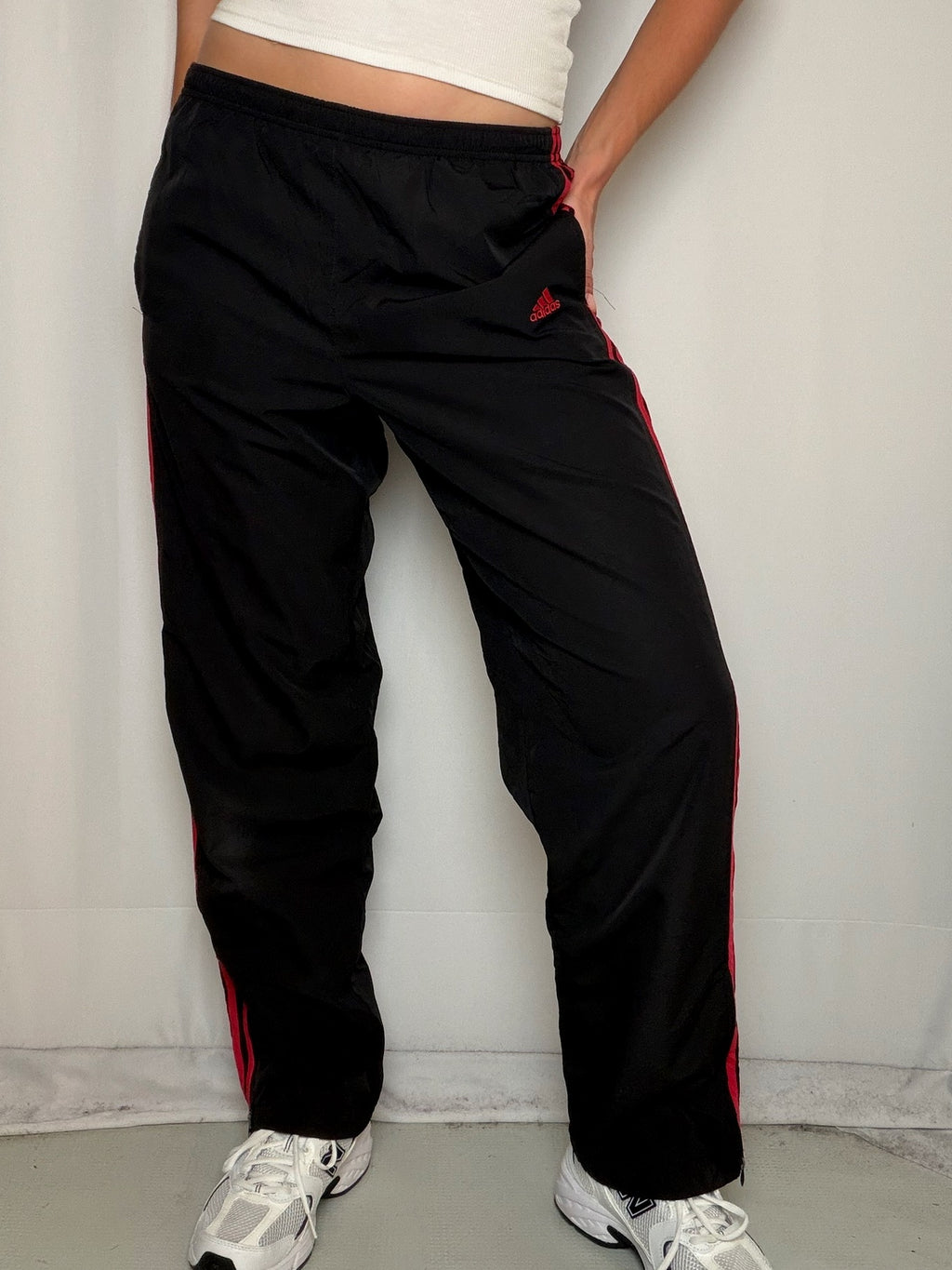 Jogging noir et rouge Adidas M/L vintage