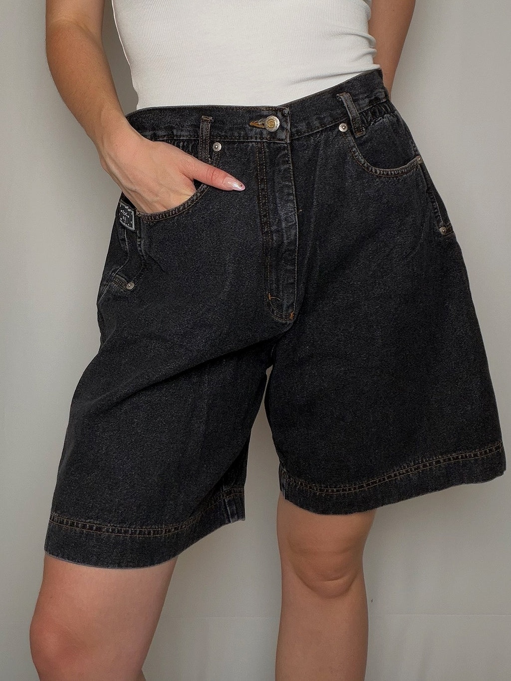 Short en denim noir avec élastique M vintage