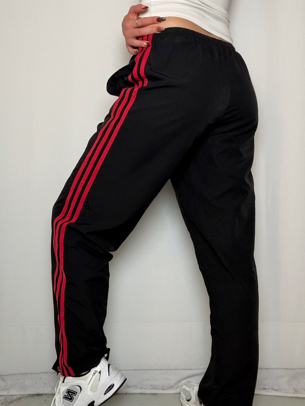 Jogging noir et rouge Adidas M/L vintage